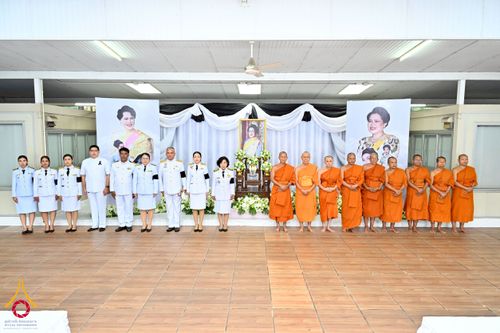 ภาพ No.262436:วันที่ 30 ตุลาคม พ.ศ. 2568 พสกนิกรอำเภอคลองหลวง จัดพิธีบำเพ็ญกุศลสัตตมวาร ถวายพระราชกุศลแด่สมเด็จพระพันปีหลวง ณ วัดพระธรรมกาย