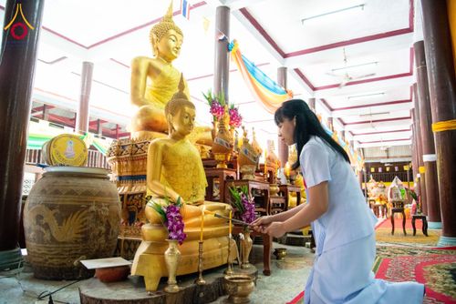 ภาพ No.175190:พิธีทอดกฐิน วัดแรก จ.เพชรบุรี ในโครงการกฐินสามัคคีทั่วไทย 30,000 วัด บูชาธรรม 80 ปี หลวงพ่อธัมมชโย โดยคณะศิษยานุศิษย์วัดพระธรรมกาย วันที่ 14 พฤศจิกายน พ.ศ. 2567