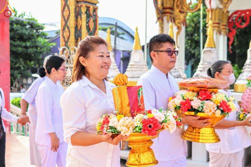 ภาพ No.170462:พิธีทอดกฐิน ณ วัดสุราษฎร์รังสรรค์ จ.ปทุมธานี ในโครงการกฐินสามัคคีทั่วไทย 30,000 วัด บูชาธรรม 80 ปี หลวงพ่อธัมมชโย โดยคณะศิษยานุศิษย์วัดพระธรรมกาย วันที่ 27 ตุลาคม พ.ศ. 2567