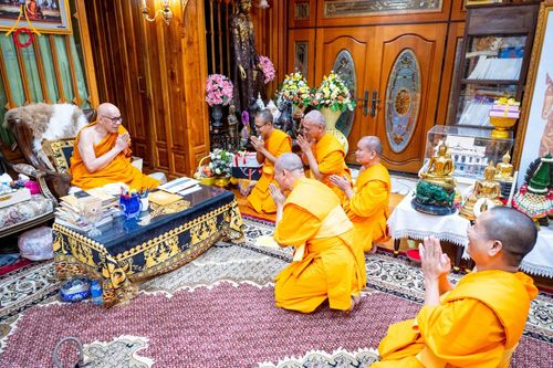 ภาพ No.159298:วันศุกร์ที่ 25 กันยายน พ.ศ. 2567 วัดพระธรรมกาย มูลนิธิธรรมกาย และคณะศิษยานุศิษย์ฯ ร่วมสมทบกัปปิยภัณฑ์ จำนวน 200,000 บาท สนับสนุนสำนักงานเจ้าคณะใหญ่หนตะวันออก ฝ่ายสาธารณสงเคราะห์ของมหาเถรสมาคม เพื่อช่วยเหลือผู้ประสบอุทกภัย