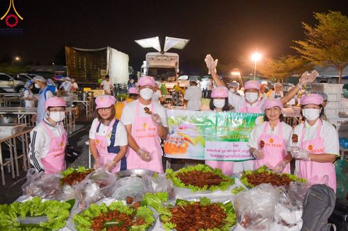 ภาพ No.112932:พิธีถวายภัตตาหารเป็นสังฆทาน แด่คณะพระธรรมยาตรา ปีที่ 12 วันที่ 16 มกราคม พ.ศ. 2567 ณ วัดโบสถ์(บน) บางคูเวียง จ.นนทบุรี