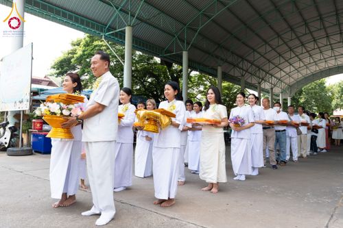 ภาพ No.161279:พิธีบำเพ็ญกุศลอุทิศถวายแด่ พระเดชพระคุณพระพรหมโมลี (อดีตเจ้าคณะจังหวัดสิงห์บุรี) , อดีตเจ้าอาวาสทุกรูป และ พิธีทอดผ้าป่าบำรุงวัด บำรุงโรงเรียน  ณ วัดกลางธนรินทร์ ต.บ้านแป้ง อ.พรหมบุรี จ.สิงห์บุรี วันเสาร์ที่ 5 ตุลาคม พ.ศ. 2567