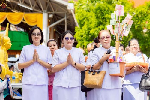 ภาพ No.264762:วันที่ 23 ตุลาคม พ.ศ. 2568 พิธีทอดกฐินสามัคคีทั่วไทย 30,000 วัด โดยคณะศิษยานุศิษย์ บูชาธรรม 81 ปี หลวงพ่อธัมมชโย ณ วัดอัยยิการาม อ.คลองหลวง จ.ปทุมธานี