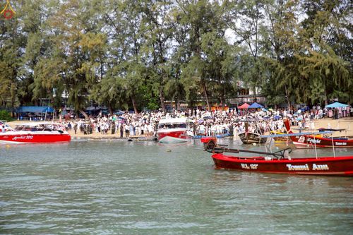 ภาพ No.268067:วันที่ 26 ตุลาคม พ.ศ. 2568 พิธีทอดกฐินสามัคคีทั่วไทย ณ วัดพระบาทเกาะแก้ว ต.ตลาดเหนือ อ.เมือง จ.ภูเก็ต โดยคณะศิษยานุศิษย์ บูชาธรรม 81 ปี หลวงพ่อธัมมชโย