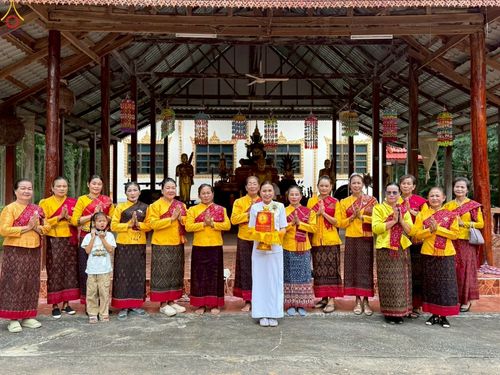 ภาพ No.255875:วันที่ 12 ตุลาคม พ.ศ. 2568 พิธีทอดกฐินสามัคคีทั่วไทย 30,000 วัด โดยคณะศิษยานุศิษย์ บูชาธรรม 81 ปี หลวงพ่อธัมมชโย ณ วัดเทพวิสุทธาราม อ.สมเด็จ จ.กาฬสินธุ์