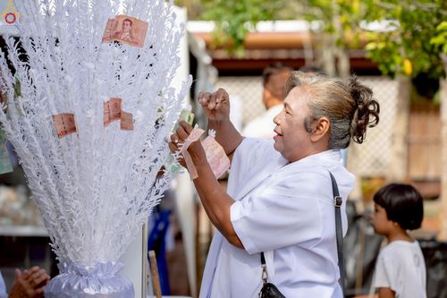 ภาพ No.241644:วันอาทิตย์ที่ 24 สิงหาคม พ.ศ. 2568 พิธีทอดผ้าป่า ฉลองครบรอบ 10 ปี ศูนย์ปฏิบัติธรรมพัทลุง