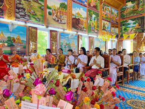 ภาพ No.162670:โครงการกฐินสามัคคีทั่วไทย 30,000 วัด บูชาธรรม 80 ปี หลวงพ่อธัมมชโย โดย คณะศิษยานุศิษย์วัดพระธรรมกาย ณ วัดแม่ยาก จ.ลำพูน วันที่ 19 ตุลาคม พ.ศ. 2567