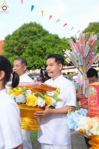 ภาพ No.168588:พิธีทอดกฐิน ณ วัดส่องคบ จ.ชัยนาท ในโครงการกฐินสามัคคีทั่วไทย 30,000 วัด บูชาธรรม 80 ปี หลวงพ่อธัมมชโย โดยคณะศิษยานุศิษย์วัดพระธรรมกาย วันที่ 20 ตุลาคม พ.ศ. 2567