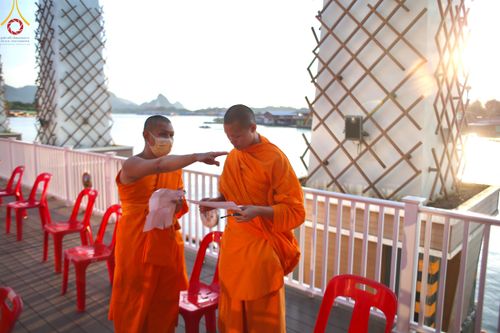 ภาพ No.185530:V.47 เบื้องหลังของเบื้องหน้า งานตักบาตรพระ 10,000 รูป ณ จ.กาญจนบุรี วันที่ 20-21 ธันวาคม พ.ศ. 2567