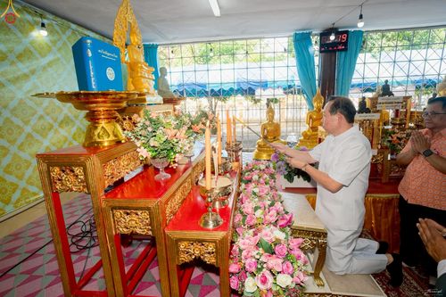 ภาพ No.258010:วันที่ 18 ตุลาคม พ.ศ. 2568 พิธีทอดกฐินสามัคคีทั่วไทย 30,000 วัด โดยคณะศิษยานุศิษย์ บูชาธรรม 81 ปี หลวงพ่อธัมมชโย ณ วัดสามง่าม อ.ดอนตูม จ.นครปฐม