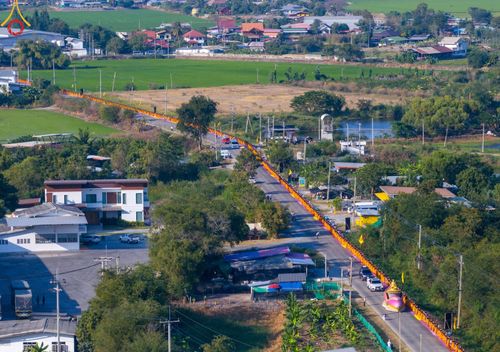 ภาพ No.188715:พิธีต้อนรับพระธรรมยาตรา ในโครงการธรรมยาตรา กตัญญูบูชา มหาปูชนียาจารย์ พระมงคลเทพมุนี(สด จนฺทสโร) พระผู้ปราบมาร อนุสรณ์สถาน 7 แห่ง ปีที่ 13 วันที่ 3 มกราคม พ.ศ. 2568 ณ อนุสรณ์สถานมหาวิหารพระมงคลเทพมุนี (โลตัสแลนด์) อ.สองพี่น้อง จ.สุพรรณบุรี