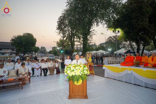 ภาพ No.208609:ตักบาตรพระ 1,743 รูป ครบรอบ 743 ปี นครน่าน ถวายเป็นพุทธบูชา น้อมบุญกุศลอุทิศให้บรรพบุรุษ วันอาทิตย์ ที่ 16 กุมภาพันธ์ พ.ศ. 2568 ณ ถนนคนเดินข่วงเมืองน่าน ต.ในเวียง อ.เมือง จ.น่าน