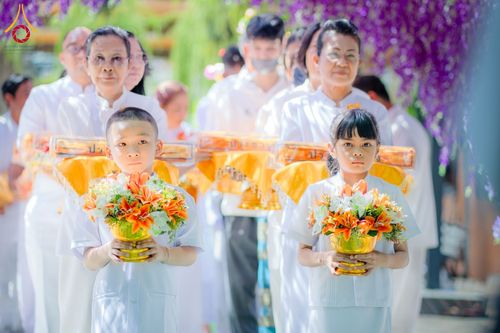 ภาพ No.178924:พิธีทอดกฐิน ณ ศูนย์ธุดงคสถานบ้านหมี่ อ.บ้านหมี่ จ.ลพบุรี ในโครงการกฐินสามัคคีทั่วไทย 30,000 วัด บูชาธรรม 80 ปี หลวงพ่อธัมมชโย โดยคณะศิษยานุศิษย์วัดพระธรรมกาย วันที่ 10 พฤศจิกายน พ.ศ. 2567