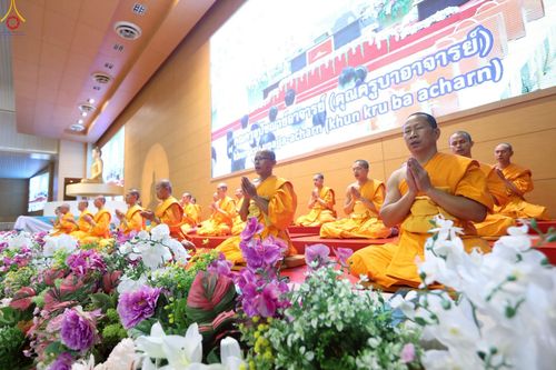 ภาพ No.236016:วันที่ 3 สิงหาคม พ.ศ. 2568 พิธีบูชาข้าวพระ ณ สภาธรรมกายสากล วัดพระธรรมกาย