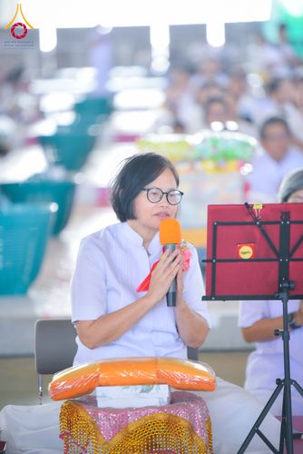 ภาพ No.320735:วันที่ 11 เมษายน พ.ศ.2569 พิธีตักบาตรฉลองสามเณรใหม่ โครงการบรรพชาสามเณรกล้าตะวัน ณ มหารัตนวิหาคด คอร์ 25 ชั้น 2 วัดพระธรรมกาย