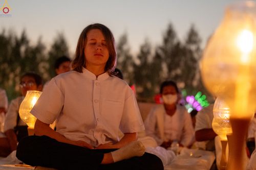 ภาพ No.302314:วันที่ 23 มกราคม พ.ศ. 2569 พิธีจุดประทีปธรรมถวายเป็นพุทธบูชา (ภาพชุดที่ 2) และบูชาธรรมมหาปูชนียาจารย์  ณ อนุสรณ์สถานลำดับที่ 5 สถานที่เผยแผ่วิชชาธรรมกายครั้งแรก อนุสรณ์สถานบางปลา วัดบางปลา อำเภอบางเลน จังหวัดนครปฐม ในโครงการธรรมยาตรา กตัญญูบูชา มหาปูชนีย