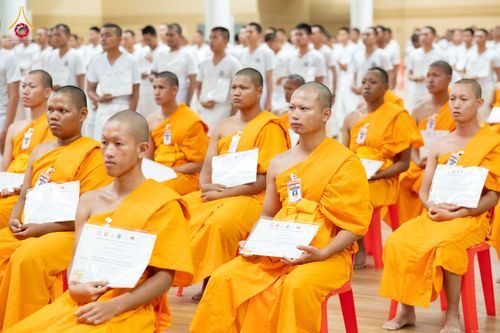 ภาพ No.351224:วันที่ 21 กันยายน พ.ศ. 2569 พิธีปิดโครงการบรรพชาพัฒนาคุณธรรม จริยธรรม  สำหรับนักเรียนนายสิบตำรวจ (นสต.) รุ่นที่ 16 ศูนย์ฝึกอบรมตำรวจภูธรภาค 1