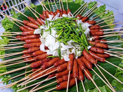 ภาพ No.109924:ถวายภัตตาหารเป็นสังฆทาน แด่คณะพระธรรมยาตราฯ ปีที่ 12 วันที่ 11 มกราคม พ.ศ. 2567 ณ อนุสรณ์สถานคลองบางนางแท่น  อ.สามพราน จ.นครปฐม