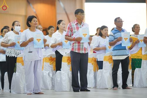 ภาพ No.153765:โครธการอุบาสกแก้ว อุบาสิกาแก้ว รุ่นที่ 1 ตัวแทนทอดกฐินสามัคคีทั่วไทย 30,000 วัด บูชาธรรม 80 ปี หลวงพ่อธัมมชโย ระหว่างวันที่ 6-8 กันยายน พ.ศ. 2567 ณ ศูนย์การศึกษาเขาแก้วเสด็จ จ.ปราจีนบุรี