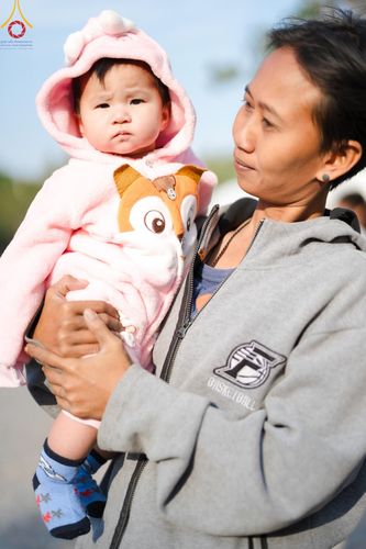 ภาพ No.193903:วัดพระธรรมกาย จัดงานวันเด็กแห่งชาติ ประจำปี พ.ศ.2568 ออกร้านอาหาร 200 ร้าน มอบของขวัญหลายหมื่นชิ้น วันที่ 12 มกราคม พ.ศ. 2568 วัดพระธรรมกาย อ.คลองหลวง จ.ปทุมธานี
