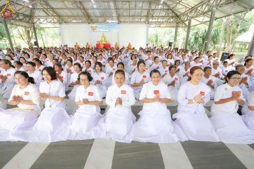 ภาพ No.158311:โครงการอบรมอุบาสก อุบาสิกาแก้ว  ตัวแทนทอดกฐิน 30,000 วัด ทั่วไทย บูชาธรรม 80 ปี หลวงพ่อธัมมชโย ระหว่างวันที่ 20-22 กันยายน พ.ศ. 2567 ณ จังหวัดบุรีรัมย์ รุ่นที่ 3