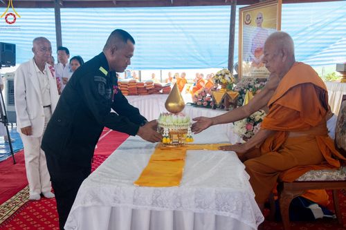 ภาพ No.144441:3 Bigboon 1.พิธีทอดผ้าป่าสถาปนาสังฆรัตนะปทุมเจดีย์ 2.พิธีประดิษฐานดอกบัวอนันต์นิรันดร์กาล 3.พิธีถวายมหาสังฆทานแด่คณะสงฆ์ทุกวัดในจังหวัดปัตตานี ณ ศูนย์อบรมเยาวชนจังหวัดปัตตานี วันอาทิตย์ที่ 14 กรกฎาคม พ.ศ. 2567