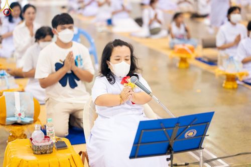 ภาพ No.88177:พิธีมุทิตาสักการะ เปรียญธรรม 9,6,3 และบาลีศึกษา 6,3  พิธีมอบดวงแก้วสามเณรทรงบาลีไวยากรณ์ วันอาทิตย์ 17 กันยายน พ.ศ. 2566 ณ สภาธรรมกายสากล วัดพระธรรมกาย