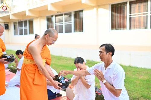 ภาพ No.153459:โครงการปฏิบัติธรรม อุบาสกแก้ว อุบาสิกาแก้ว รุ่นที่ 1 จัดขึ้น ณ ศูนย์ปฏิบัติธรรมพนมสารคาม (เพชรตะวัน)  จังหวัดฉะเชิงเทรา ระหว่างวันที่ 6-8 กันยายน พ.ศ. 2567