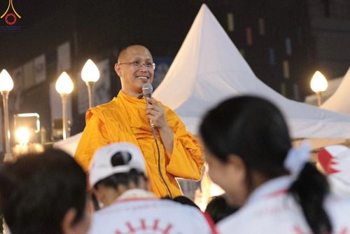 ภาพ No.126809:V.30 เต็มที่ เพื่อโคราช การเตรียมงาน ปฏิบัติงาน และเก็บงาน ของเจ้าหน้าที่หน่วยงานต่างๆ ทุกภาคส่วน เพื่อพิธีทำบุญเมืองนครราชสีมา ฉลอง 556 ปี ตักบาตรพระ 10,000 รูป ในวันเสาร์ที่ 2 มีนาคม พ.ศ.2567 ณ อนุสาวรีย์ท้าวสุรนารี จ.นครราชสีมา จัดโดย คณะสงฆ์จังหวัดนค