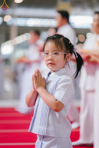 ภาพ No.167740:พิธีทอดกฐิน และ พิธีกรานกฐิน ในวันอาทิตย์ที่ 3 พฤศจิกายน พ.ศ. 2567 ณ วัดพระธรรมกาย จ.ปทุมธานี