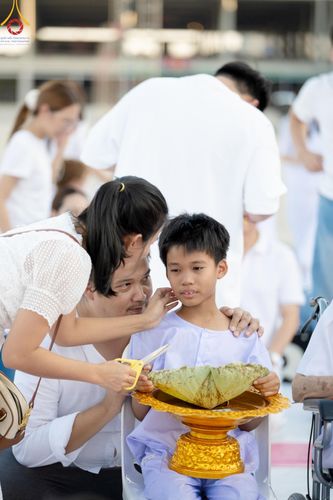 ภาพ No.132687:พิธีปลงผมยุวธรรมทายาท รุ่นที่ 32 มัชฌิมธรรมทายาท รุ่นที่ 28 ณ ลานธรรม วัดพระธรรมกาย วันเสาร์ที่ 30 มีนาคม พ.ศ. 2567