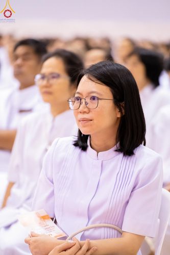 ภาพ No.159515:สัมมนาพิเศษและพิธีมอบองค์พระธรรมกาย 2,000 องค์ ณ ห้องแก้วสารพัดนึก 1 วัดพระธรรมกาย วันอาทิตย์ต้นเดือนที่ 6 ตุลาคม พ.ศ. 2567