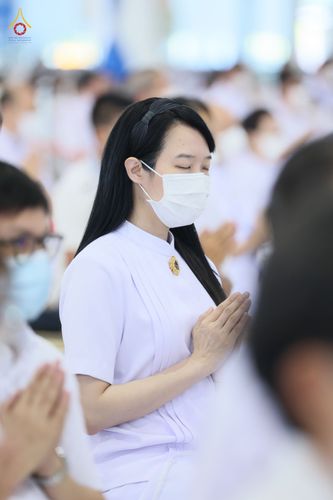 ภาพ No.80863:พิธีตักบาตร , พิธีบูชาข้าวพระในวันอาทิตย์ต้นเดือน วันที่ 7 พฤษภาคม พ.ศ. 2566 ณ วัดพระธรรมกาย