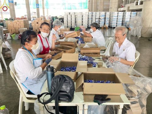 ภาพ No.61381:V.36 ทุ่มเทเพื่อพ่อ 80 ปี ภาพการเตรียมงานของหน่วยงานต่างๆ เพื่อพิธีฉลองอายุวัฒนมงคล 80 ปี หลวงพ่อธัมมชโย และรับถวายมหาสังฆทาน 10,000 กว่าวัดทั่วประเทศ ในวันคุ้มครองโลก จันทร์ที่ 22 เมษายน พ.ศ.2567