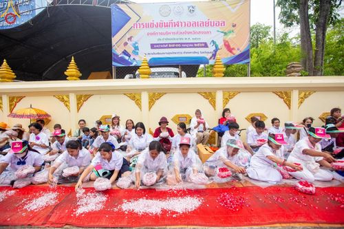 ภาพ No.128235:พิธีอัญเชิญพระบรมสารีริกธาตุ " ใจกลางเมืองนครหาดใหญ่ " เพื่อประดิษฐาน ณ มหารัตนเจดีย์สิริปทุมสวรรค์ (เจดีย์อริยพุทธะ 5 พระองค์) ศูนย์ปฏิบัติธรรมภาคใต้ อ.บางกล่ำ จ.สงขลา  วันที่ 9 มีนาคม พ.ศ.2567 (ชุดที่ 1)