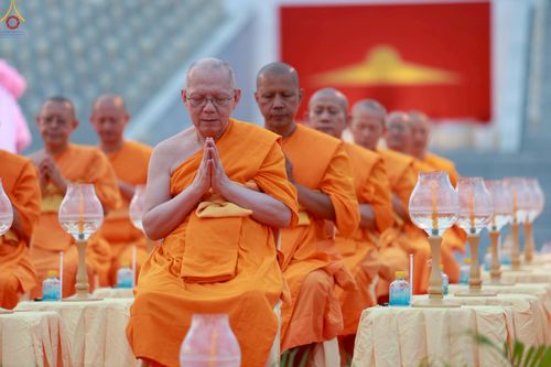 ภาพ No.252931:วันที่ 10 ตุลาคม พ.ศ. 2568 พิธีปลูกต้นทรัพย์บานชื่น ณ ลานธรรม วัดพระธรรมกาย