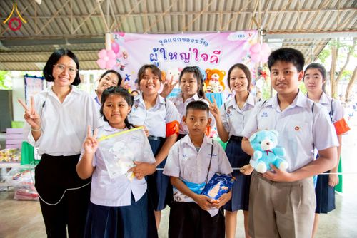 ภาพ No.271213:วันที่ 18 พฤศจิกายน พ.ศ. 2568 รวมพลังเด็กดี V-Star ผู้นำฟื้นฟูศีลธรรมโลก ประจำปี 2568 จังหวัดราชบุรี ณ ศูนย์อบรมเยาวชนผาสุกวนิช