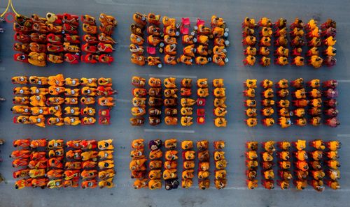 ภาพ No.187187:พิธีตักบาตรพระ ๕๐๐ รูป "สร้างบุญใหญ่ ส่งท้ายปีเก่า ต้อนรับปีใหม่ ๒๕๖๘" วันเสาร์ที่ ๒๘ ธันวาคม พ.ศ. ๒๕๖๗ ณ ถนนหน้าที่ว่าการอำเภอภูเรือ จังหวัดเลย