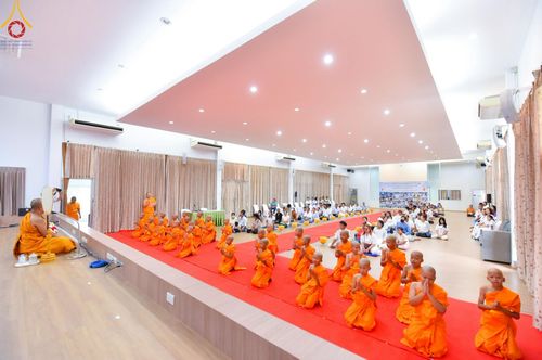 ภาพ No.216530:วันอังคารที่ 8 เม.ย. พ.ศ. 2568 พิธีบรรพชาสามเณร ณ ศูนย์ปฏิบัติธรรมเขาคิชฌกูฏ จันทบุรี