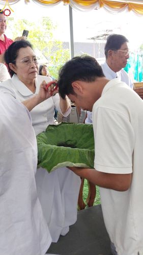 ภาพ No.133293:กิจวัตรกิจกรรมการฝึกตัวก่อนบวช และพิธีตัดปอยผมธรรมทายาท ณ ศูนย์ปฏิบัติธรรมและอบรมเยาวชนเมืองยะลา วันที่ 1-2 เมษายน พ.ศ. 2567