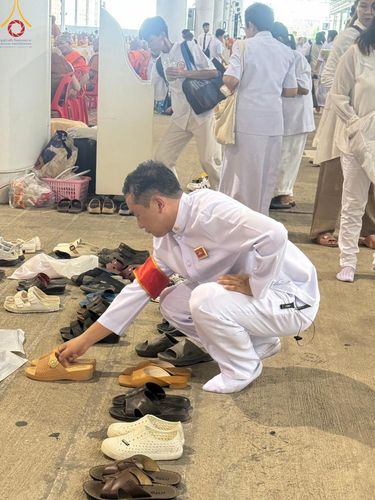 ภาพ No.58265:V.41 เทหมดใจ  ลุยต่อไป ร้อยซาวปี การเตรียมงาน การปฏิบัติงาน และการเก็บงาน ของเจ้าหน้าที่หน่วยงานต่างๆ เพื่อพิธีฉลองอายุวัฒนมงคล 80 ปี หลวงพ่อธัมมชโย และรับถวายมหาสังฆทาน 10,000 กว่าวัดทั่วประเทศ ในวันคุ้มครองโลก จันทร์ที่ 22 เมษายน พ.ศ. 2567