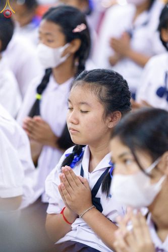ภาพ No.203553:พิธีทอดผ้าป่าทำนุบำรุงศาสนสถาน ณ วัดตะเคียน ตำบลบางคูเวียง อำเภอบางกรวย จังหวัดนนทบุรี ในโครงการธรรมยาตรา กตัญญูบูชา มหาปูชนียาจารย์ พระมงคลเทพมุนี(สด จนฺทสโร) พระผู้ปราบมาร อนุสรณ์สถาน 7 แห่ง ปีที่ 13 วันที่ 29 มกราคม พ.ศ. 2568