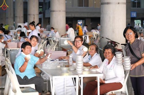 ภาพ No.120885:V.20 เป็นปลื้ม การเตรียมงาน เก็บงาน การรับบุญของเจ้าหน้าที่หน่วยงานต่างๆ เพื่อโครงการธรรมยาตรา กตัญญูบูชา มหาปูชนียาจารย์ พระมงคลเทพมุนี (สด จนฺทสโร) พระผู้ปราบมาร อนุสรณ์สถาน 7 แห่ง ปีที่ 12 ระหว่างวันที่ 2 - 31 มกราคม พ.ศ.2567