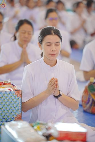 ภาพ No.240436:วันพุธที่ 27 สิงหาคม พ.ศ. 2568 พิธีตักบาตร ในวันธรรมชัย ณ วัดพระธรรมกาย จ.ปทุมธานี