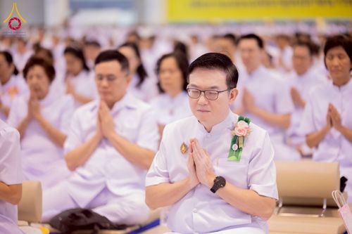 ภาพ No.277179:วันอาทิตย์ที่ 7 ธันวาคม พ.ศ. 2568 พิธีบูชาข้าวพระ ณ สภาธรรมกายสากล วัดพระธรรมกาย