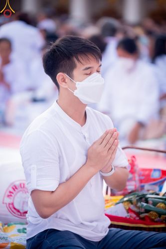 ภาพ No.112739:พิธีตักบาตรพระธรรมยาตราฯ ณ วัดสองพี่น้อง จ.สุพรรณบุรี วันที่ 15 มกราคม พ.ศ. 2567