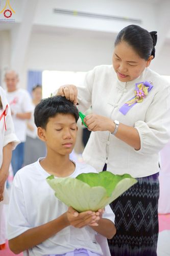 ภาพ No.213820:วันเสาร์ที่ 29 มีนาคม พ.ศ. 2568 พิธีตัดปอยผม ขอขมาผู้ปกครอง มอบบาตร-ผ้าไตร และพิธีบรรพชาสามเณร ณ ศูนย์ปฏิบัติธรรมจังหวัดระยอง (บ้านช่องลม) ต.บางบุตร อ.บ้านค่าย จ.ระยอง