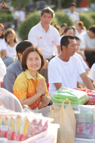 ภาพ No.235190:วันอาทิตย์ที่ 27 กรกฎาคม พ.ศ. 2568 พิธีตักบาตรพระ1,000 รูป ทำบุญเมืองพัทลุง ประธานสงฆ์ พระปริยัติวชิโรดม  เจ้าคณะจังหวัดพัทลุง ประธานฆราวาส นายรัฐศาสตร์ ชิดชู  ผู้ว่าราชการจังหวัดพัทลุง