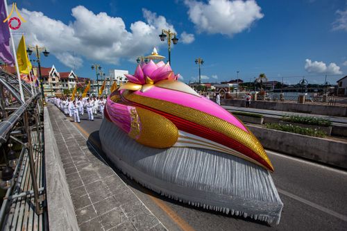 ภาพ No.211402:วันอาทิตย์ที่ 16 มีนาคม พ.ศ. 2568 ธรรมยาตราอัญเชิญพระบรมสารีริกธาตุ รอบเมืองปัตตานี ประดิษฐาน ณ ปทุมเจดีย์ เจดีย์พระพุทธเจ้า 5 พระองค์  ศูนย์อบรมเยาวชนปัตตานี