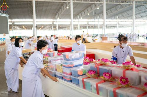 ภาพ No.102432:พิธีถวายอุปกรณ์ทำความสะอาด ณ บ้านแก้วเรือนทองคุณยายอาจารย์ฯ วัดพระธรรมกาย วันเสาร์ที่ 16 ธันวาคม พ.ศ. 2566